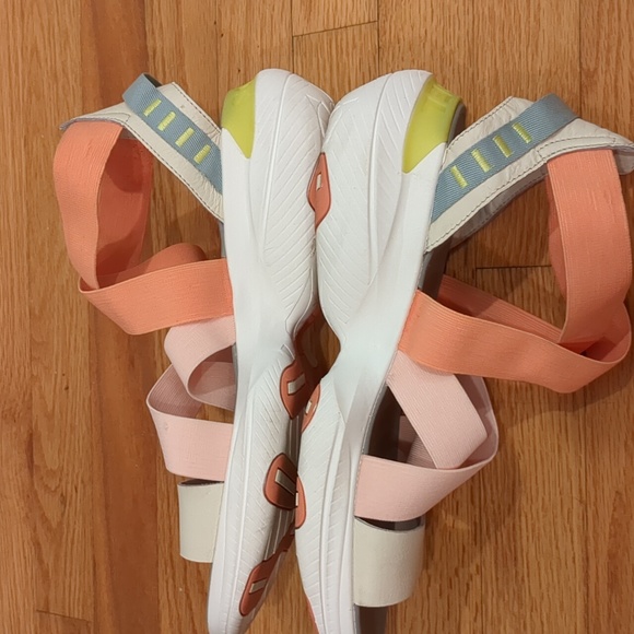 Sorel Explorer Blitz Multi-strap Sandals - Paradiso Peach/Peach Blossom 10.5 - Picture 11 of 17